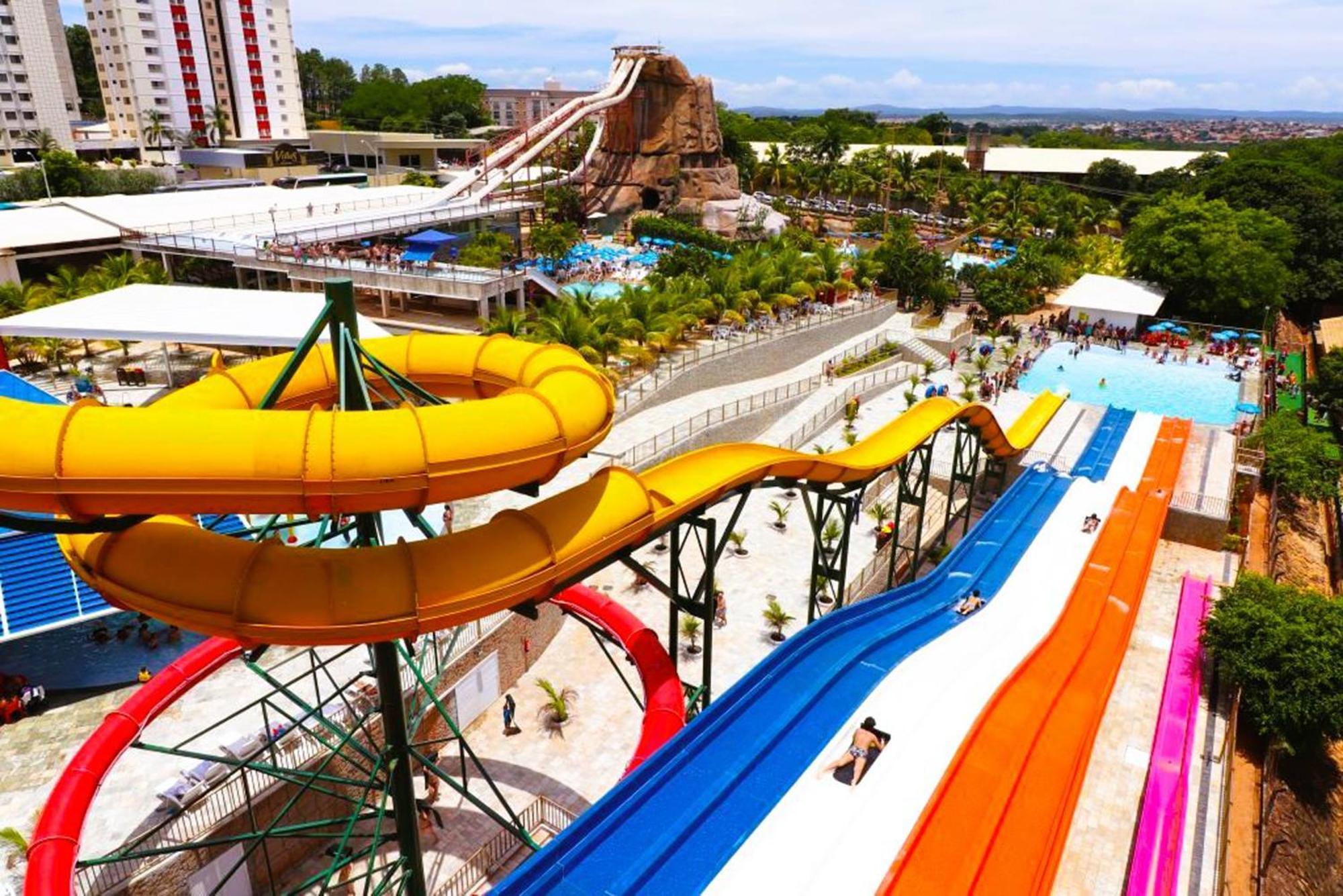 Piazza Diroma - Cortesia Park Diroma, Splash E Slide Калдас Новас Екстериор снимка