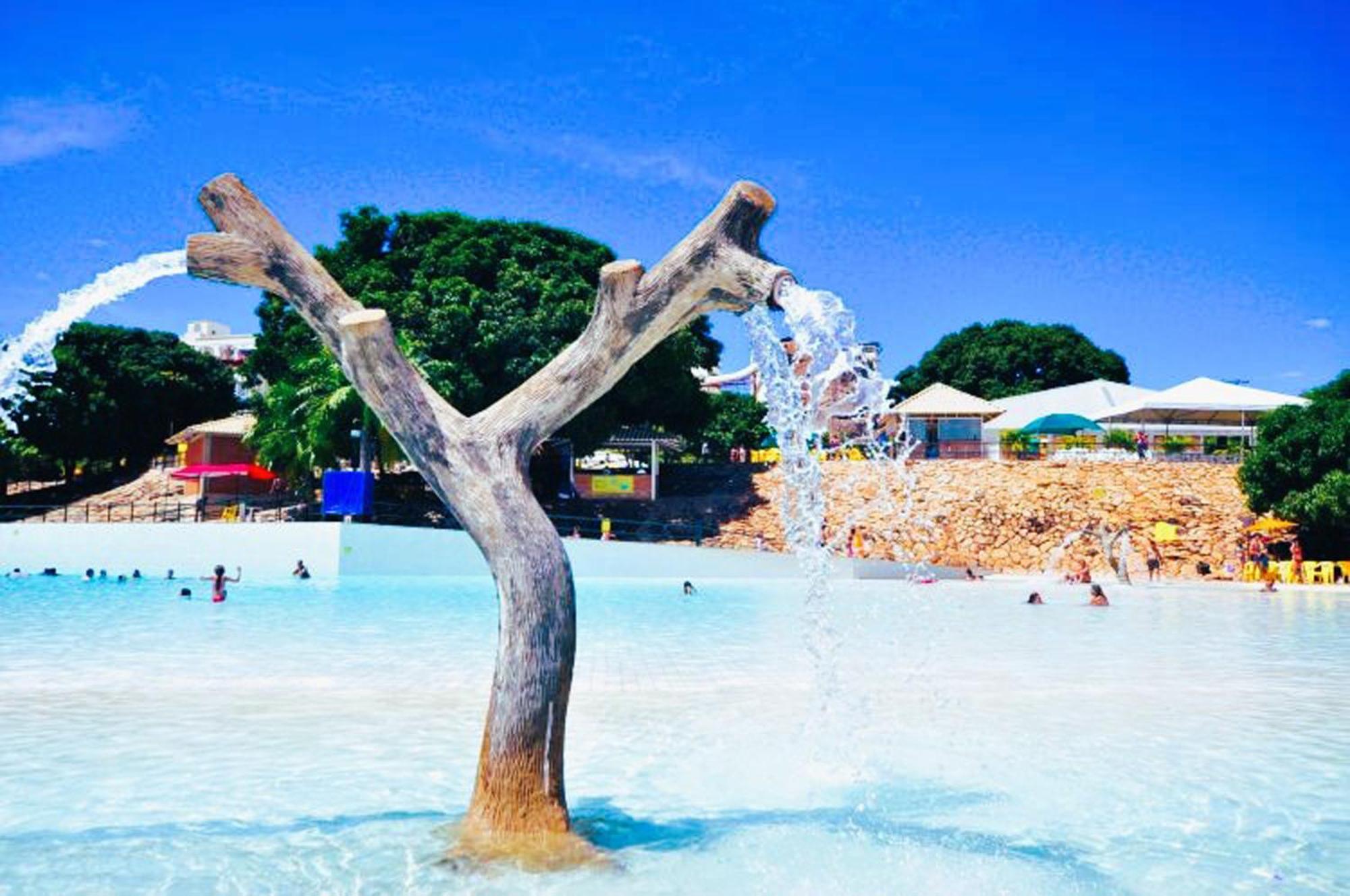 Piazza Diroma - Cortesia Park Diroma, Splash E Slide Калдас Новас Екстериор снимка